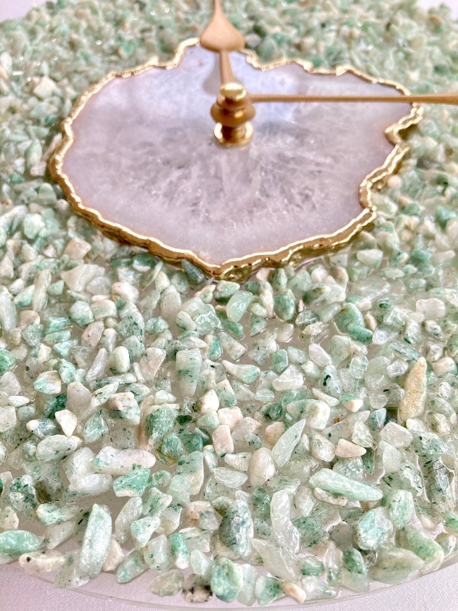 10" Diameter Large Light Green Crystal With White Agate Wall Clock - BOUTIQUEAMINESHOP.onlin